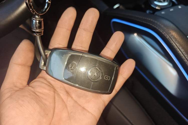 Used Mercedes-Benz GLE Coupe 2024 GLE 350 4MATIC Coupe SUV Fashion Model Vehicle Key