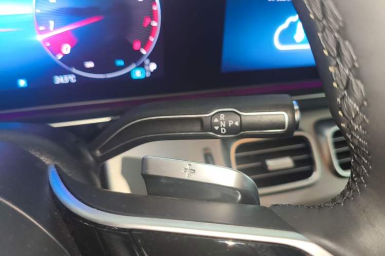 Used Mercedes-Benz GLE Coupe 2024 GLE 350 4MATIC Coupe SUV Luxury Model Gear Lever
