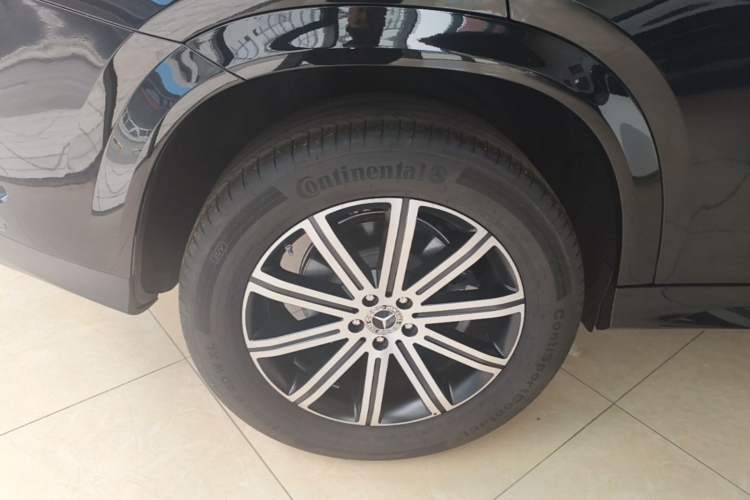 Used Mercedes-Benz GLE Coupe 2024 GLE 350 4MATIC Coupe SUV Luxury Model Right Rear Wheel Hub