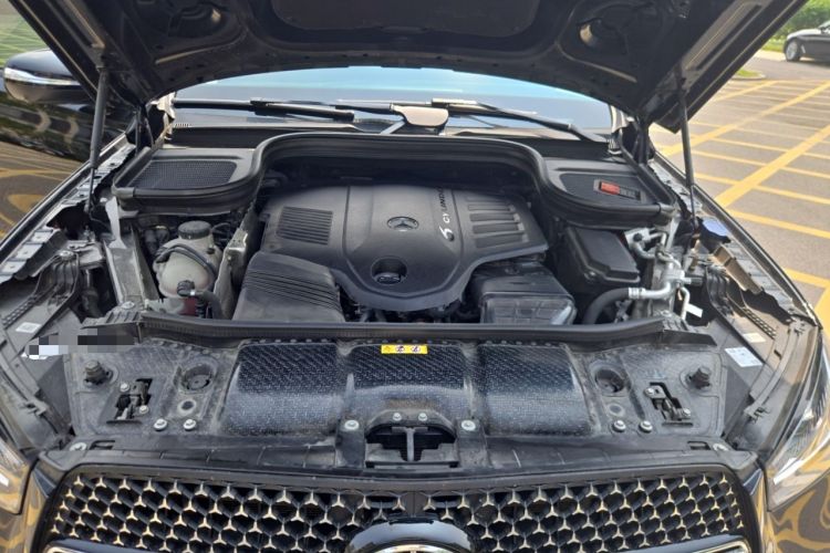 Used Mercedes-Benz GLE Coupe 2025 GLE 450 4MATIC Coupe SUV Fashion Model Engine Bay