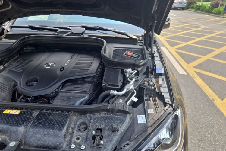 Used Mercedes-Benz GLE Coupe 2025 GLE 450 4MATIC Coupe SUV Fashion Model Engine Bay Left