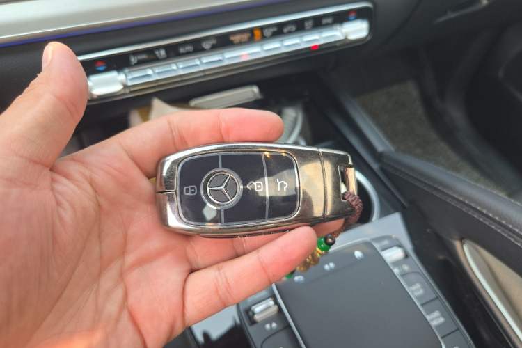 Used Mercedes-Benz GLE Coupe 2025 GLE 450 4MATIC Coupe SUV Fashion Model Vehicle Key