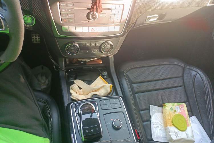 Used Mercedes-Benz GLE Coupe AMG 2015 AMG GLE 63 4MATIC Coupe SUV Gear Lever