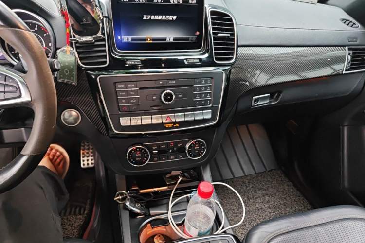 Used Mercedes-Benz GLE Coupe AMG 2015 AMG GLE 63 4MATIC Coupe SUV Audio And AC Panel