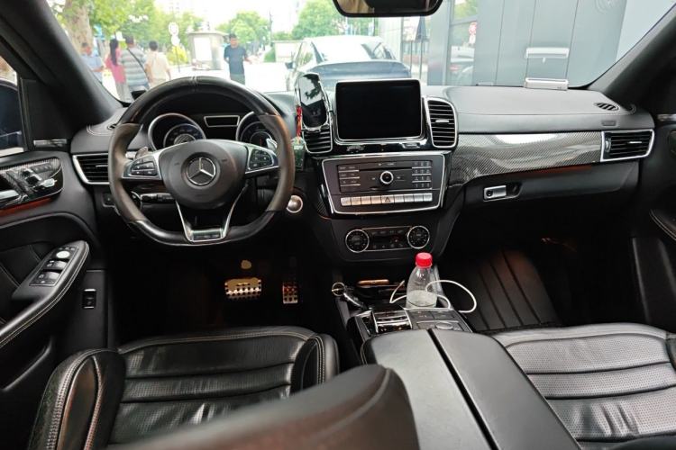 Used Mercedes-Benz GLE Coupe AMG 2015 AMG GLE 63 4MATIC Coupe SUV Center Console