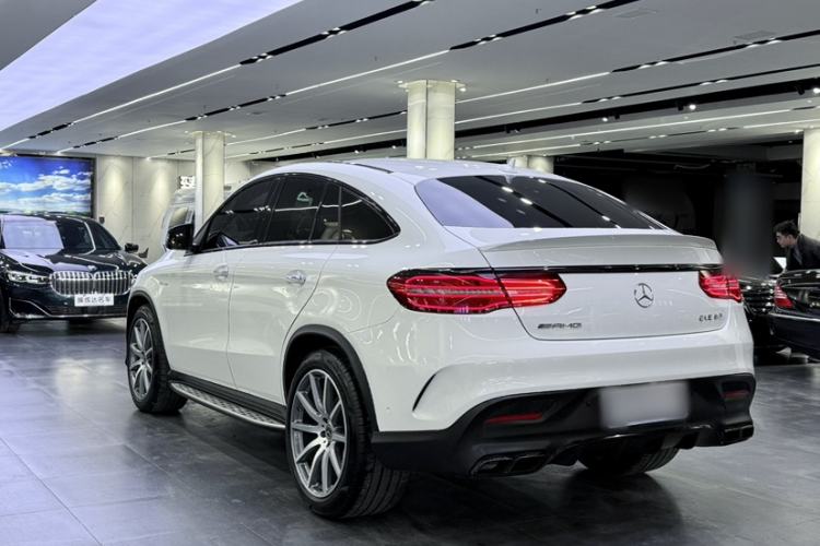 Used Mercedes-Benz GLE Coupe AMG 2015 AMG GLE 63 4MATIC Coupe SUV Exterior 3
