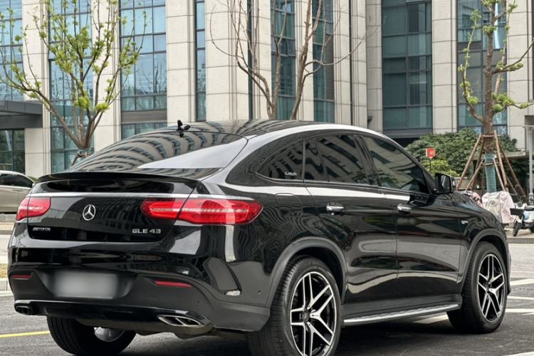 Used Mercedes-Benz GLE Coupe AMG 2017 AMG GLE 43 4MATIC Coupe SUV Exterior 9