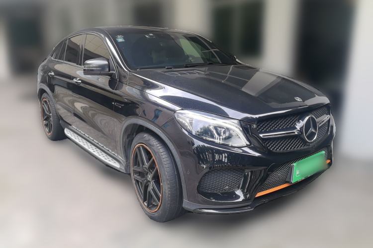 Used Mercedes-Benz GLE Coupe AMG 2017 AMG GLE 43 4MATIC Coupe SUV Front Right 45 Deg