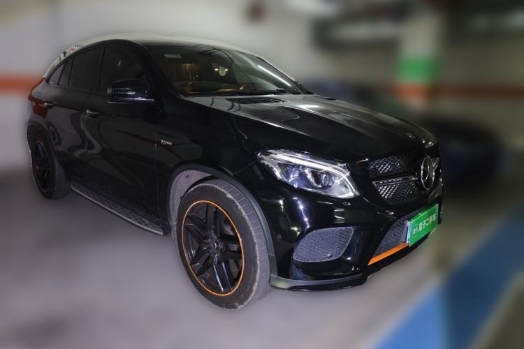 Used Mercedes-Benz GLE Coupe AMG 2017 AMG GLE 43 4MATIC Coupe SUV Front Right 45 Deg