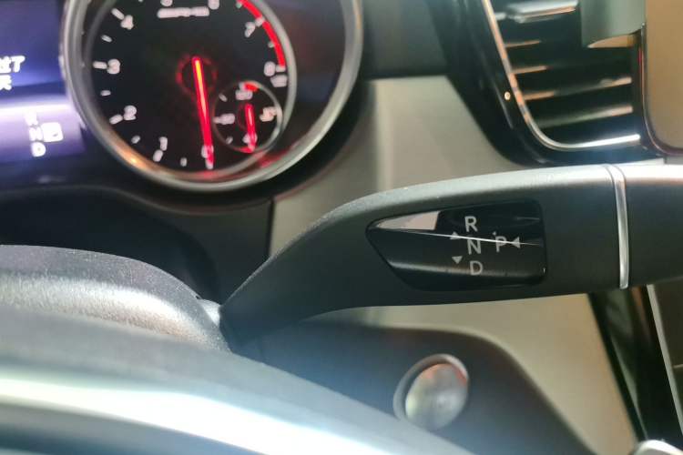 Used Mercedes-Benz GLE Coupe AMG 2017 AMG GLE 43 4MATIC Coupe SUV Gear Lever