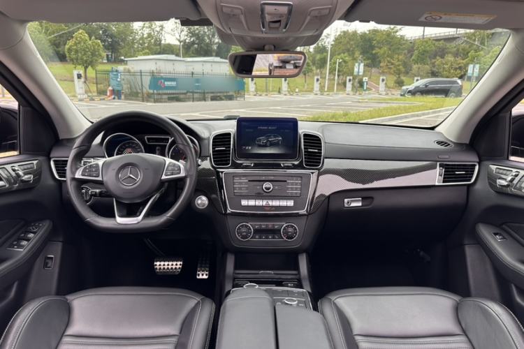 Used Mercedes-Benz GLE Coupe AMG 2017 AMG GLE 43 4MATIC Coupe SUV Interior 15