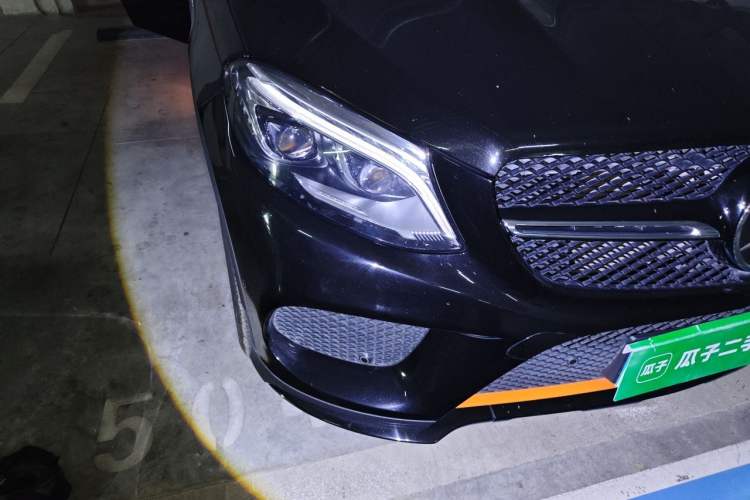 Used Mercedes-Benz GLE Coupe AMG 2017 AMG GLE 43 4MATIC Coupe SUV Right Front Headlight