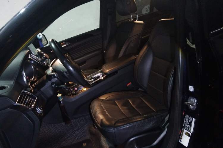 Used Mercedes-Benz GLE Coupe AMG  Left Front Seat