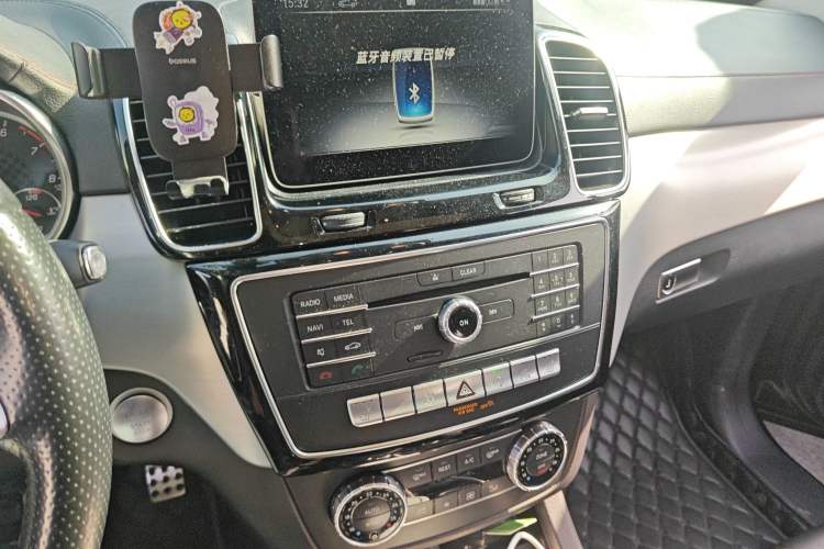 Used Mercedes-Benz GLE Coupe AMG 2017 AMG GLE 43 4MATIC Coupe SUV Audio And AC Panel