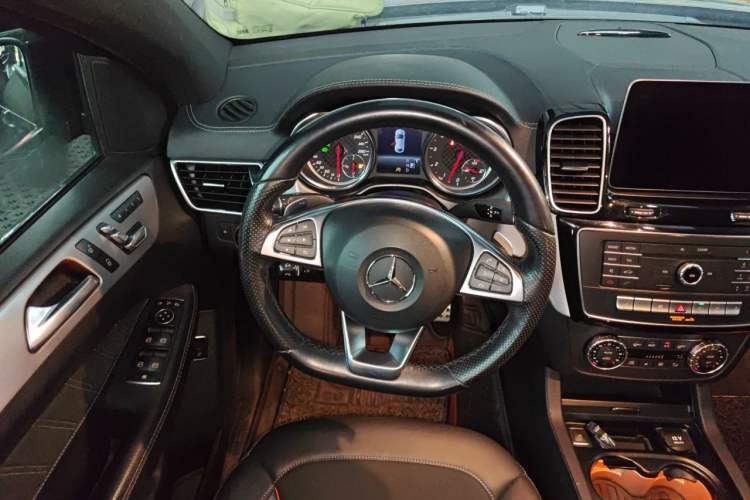 Used Mercedes-Benz GLE Coupe AMG 2017 AMG GLE 43 4MATIC Coupe SUV Steering Wheel