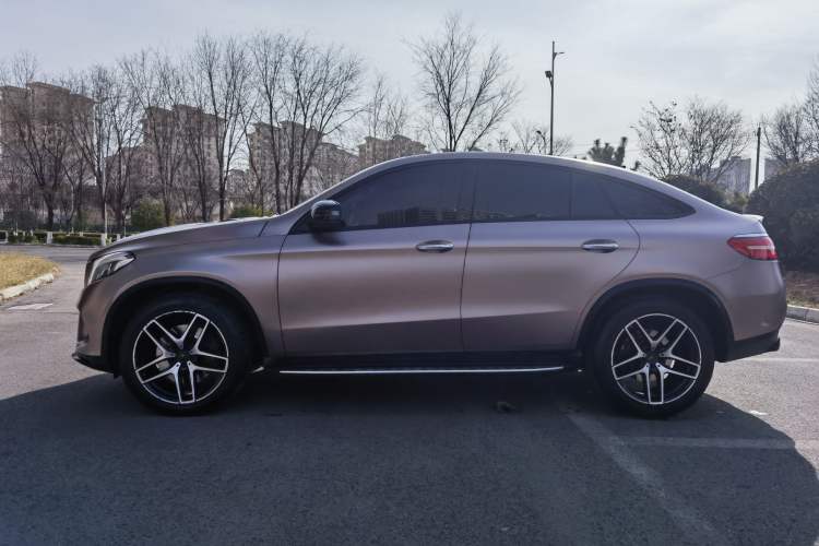 Used Mercedes-Benz GLE Coupe AMG 2017 AMG GLE 43 4MATIC Coupe SUV Exterior 7