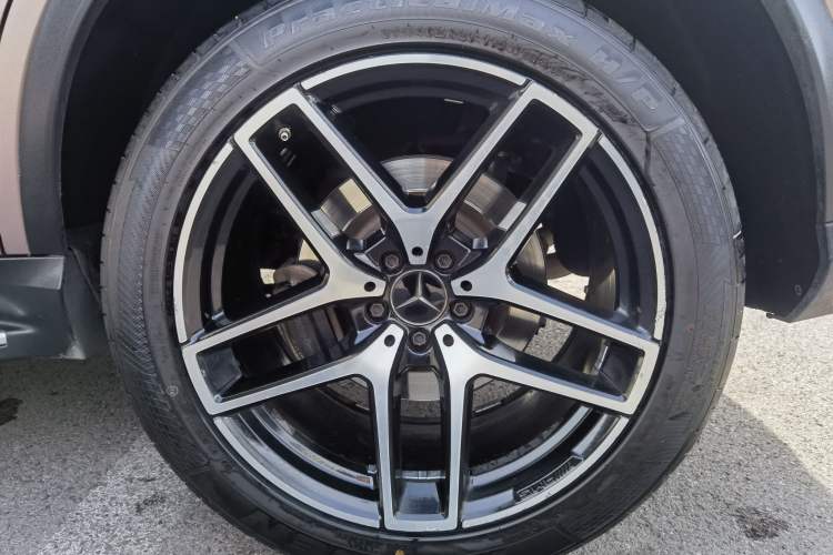 Used Mercedes-Benz GLE Coupe AMG 2017 AMG GLE 43 4MATIC Coupe SUV Exterior 8