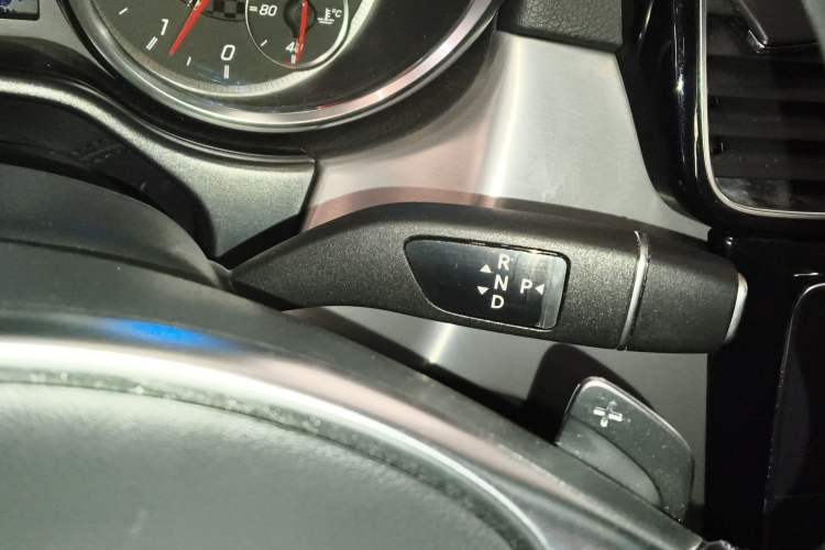 Used Mercedes-Benz GLE Coupe AMG 2017 AMG GLE 43 4MATIC Coupe SUV Gear Lever