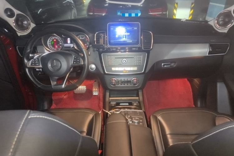 Used Mercedes-Benz GLE Coupe AMG 2017 AMG GLE 43 4MATIC Coupe SUV Center Console