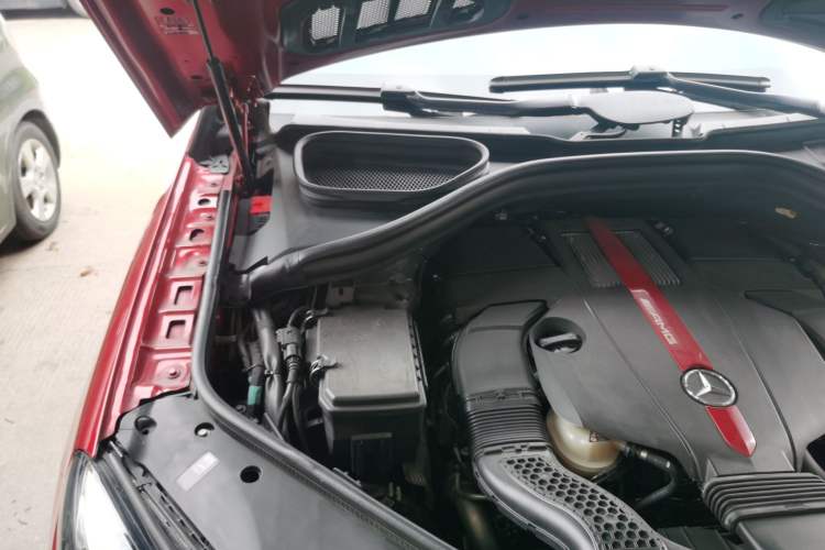 Used Mercedes-Benz GLE Coupe AMG 2017 AMG GLE 43 4MATIC Coupe SUV Engine Bay Right