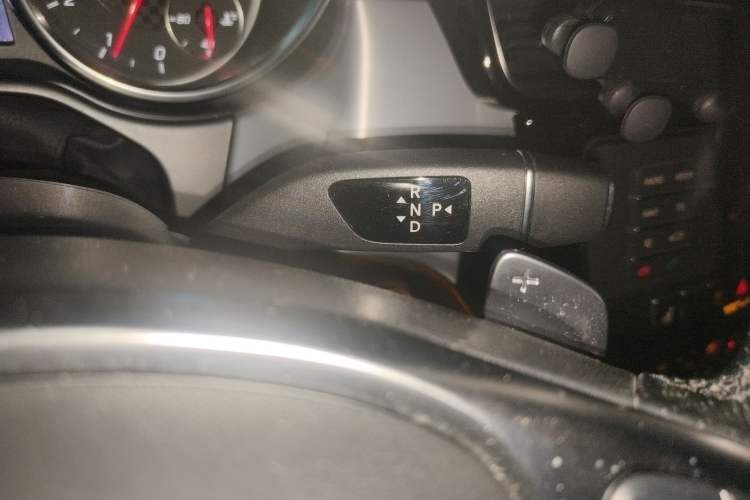 Used Mercedes-Benz GLE Coupe AMG 2017 AMG GLE 43 4MATIC Coupe SUV Gear Lever