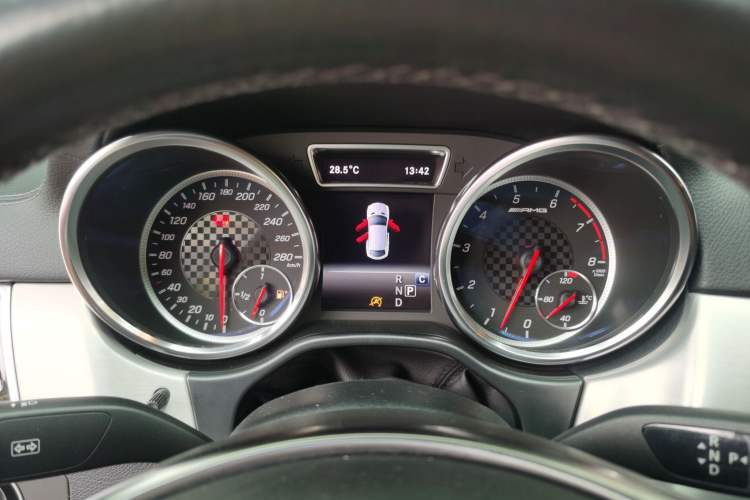 Used Mercedes-Benz GLE Coupe AMG 2017 AMG GLE 43 4MATIC Coupe SUV Instrument Cluster