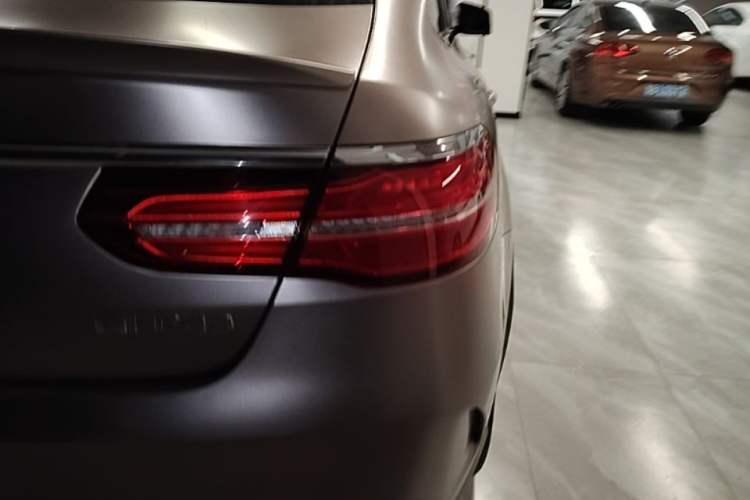 Used Mercedes-Benz GLE Coupe AMG 2017 AMG GLE 43 4MATIC Coupe SUV Right Rear Taillight