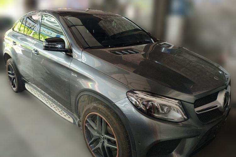 Used Mercedes-Benz GLE Coupe AMG 2017 AMG GLE 43 4MATIC Coupe SUV Front Right 45 Deg