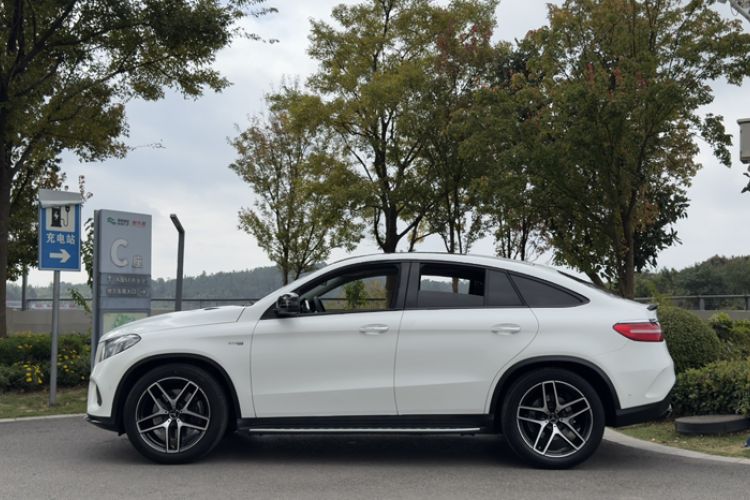 Used Mercedes-Benz GLE Coupe AMG 2017 AMG GLE 43 4MATIC Coupe SUV Exterior 10