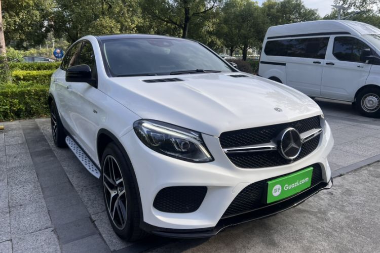 Used Mercedes-Benz GLE Coupe AMG 2017 AMG GLE 43 4MATIC Coupe SUV Exterior 3