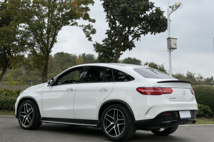 Used Mercedes-Benz GLE Coupe AMG 2017 AMG GLE 43 4MATIC Coupe SUV Exterior 4