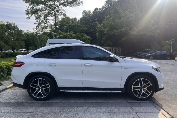 Used Mercedes-Benz GLE Coupe AMG 2017 AMG GLE 43 4MATIC Coupe SUV Exterior 5