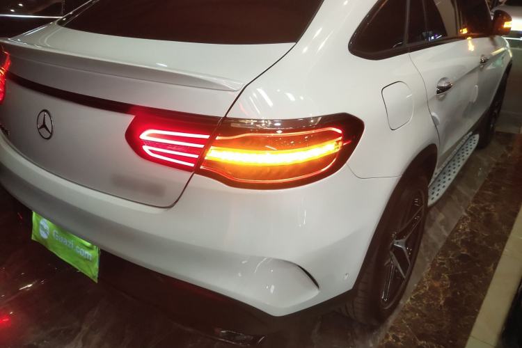 Used Mercedes-Benz GLE Coupe AMG 2017 AMG GLE 43 4MATIC Coupe SUV Exterior 6