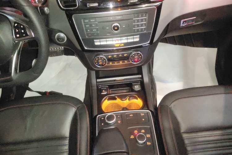 Used Mercedes-Benz GLE Coupe AMG 2017 AMG GLE 43 4MATIC Coupe SUV Gear Lever