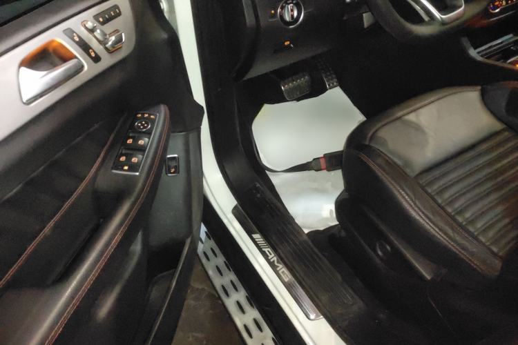 Used Mercedes-Benz GLE Coupe AMG 2017 AMG GLE 43 4MATIC Coupe SUV Interior 3