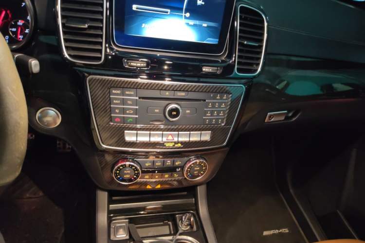 Used Mercedes-Benz GLE Coupe AMG 2018 AMG GLE 43 4MATIC Coupe SUV Phantom Orange Special Edition Audio And AC Panel