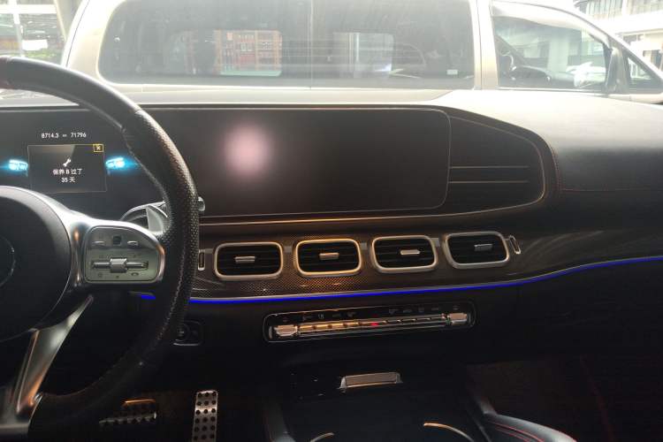 Used Mercedes-Benz GLE Coupe AMG 2020 AMG GLE 53 4MATIC+ Coupe SUV Audio And AC Panel