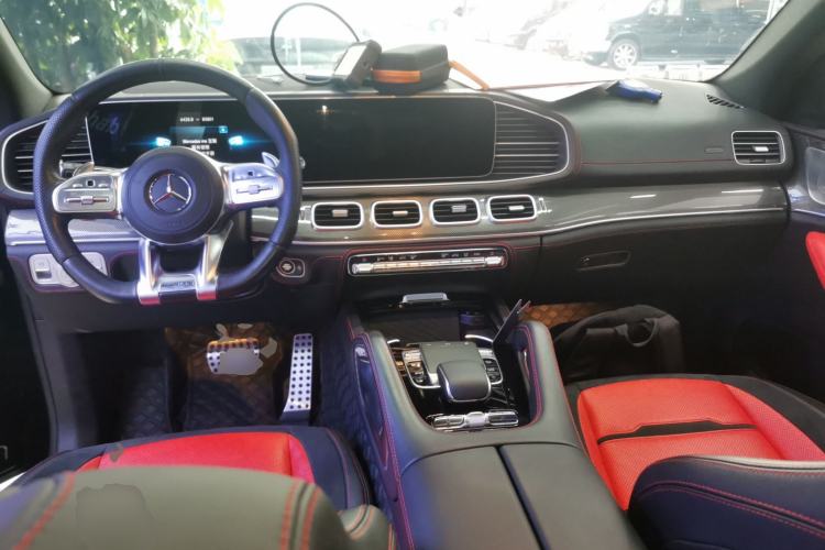 Used Mercedes-Benz GLE Coupe AMG 2020 AMG GLE 53 4MATIC+ Coupe SUV Center Console