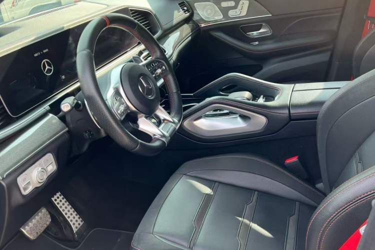 Used Mercedes-Benz GLE Coupe AMG 2020 AMG GLE 53 4MATIC+ Coupe SUV Interior 2