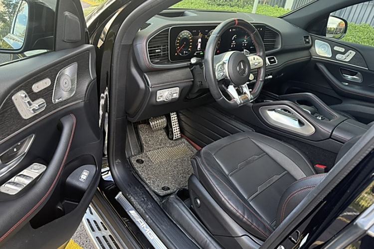 Used Mercedes-Benz GLE Coupe AMG 2020 AMG GLE 53 4MATIC+ Coupe SUV Interior 5