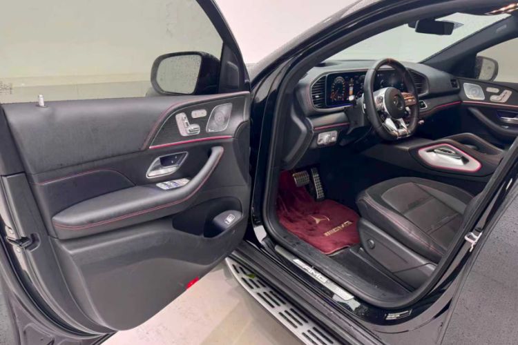 Used Mercedes-Benz GLE Coupe AMG 2020 AMG GLE 53 4MATIC+ Coupe SUV Interior 6