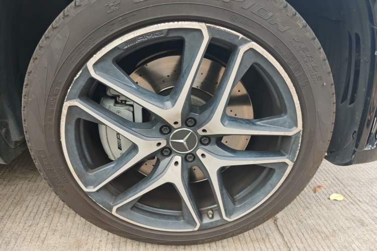 Used Mercedes-Benz GLE Coupe AMG 2020 AMG GLE 53 4MATIC+ Coupe SUV Right Front Wheel Hub