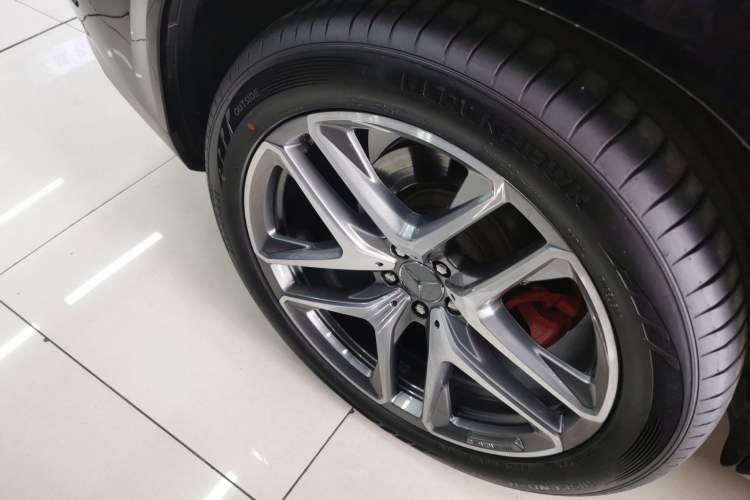 Used Mercedes-Benz GLE Coupe AMG 2020 AMG GLE 53 4MATIC+ Coupe SUV Right Rear Wheel Hub