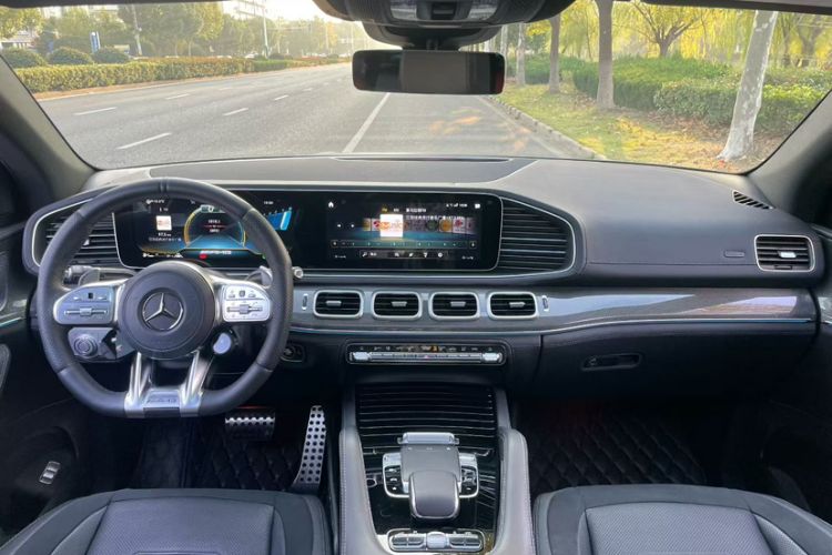 Used Mercedes-Benz GLE Coupe AMG 2020 AMG GLE 53 4MATIC+ Coupe SUV Interior 1