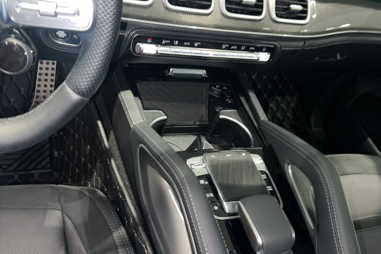 Used Mercedes-Benz GLE Coupe AMG 2020 AMG GLE 53 4MATIC+ Coupe SUV Interior 6