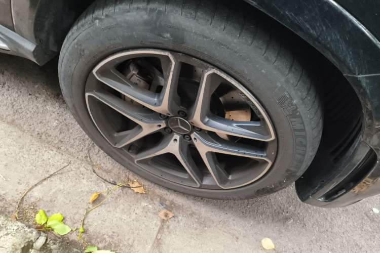 Used Mercedes-Benz GLE Coupe AMG 2020 AMG GLE 53 4MATIC+ Coupe SUV Right Front Wheel Hub