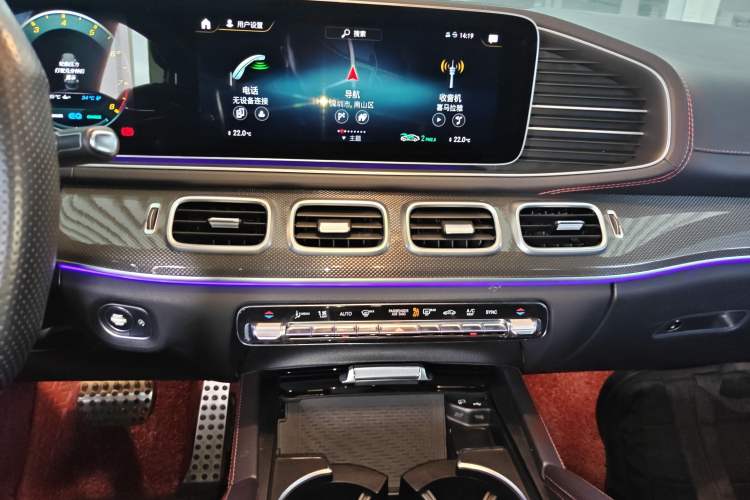Used Mercedes-Benz GLE Coupe AMG 2020 AMG GLE 53 4MATIC+ Coupe SUV Audio And AC Panel