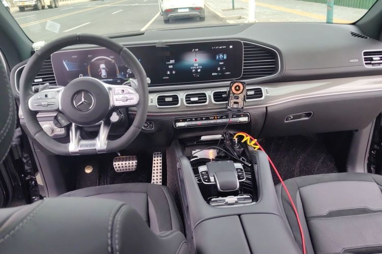 Used Mercedes-Benz GLE Coupe AMG 2022 AMG GLE 53 4MATIC+ Coupe SUV Center Console