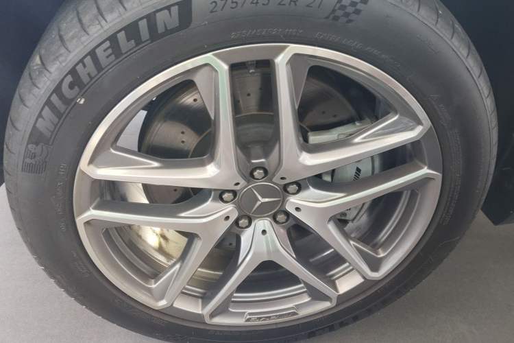Used Mercedes-Benz GLE Coupe AMG 2022 AMG GLE 53 4MATIC+ Coupe SUV Left Front Wheel Hub