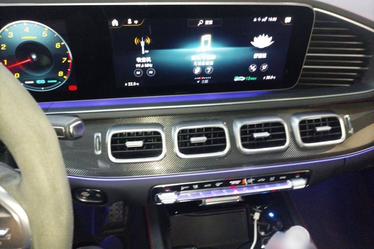 Used Mercedes-Benz GLE Coupe AMG 2022 AMG GLE 53 4MATIC+ Coupe SUV Audio And AC Panel